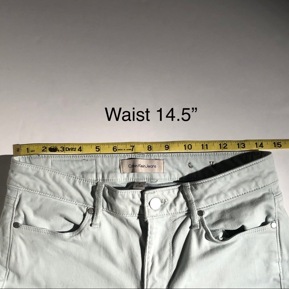 Calvin Klein Women’s Ankle Skinny Jeans - Picture 5 of 6